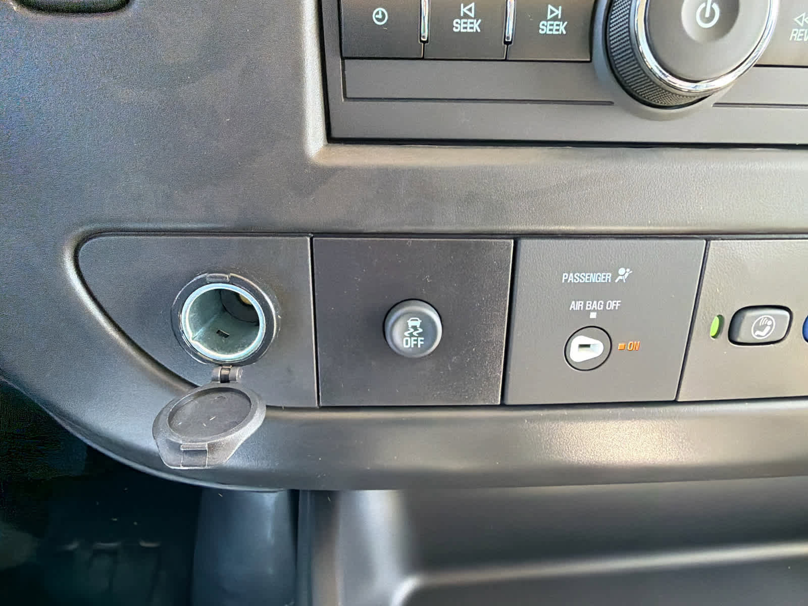 New 2025 GMC Savana 2500 w/ Driver Convenience Package image 27