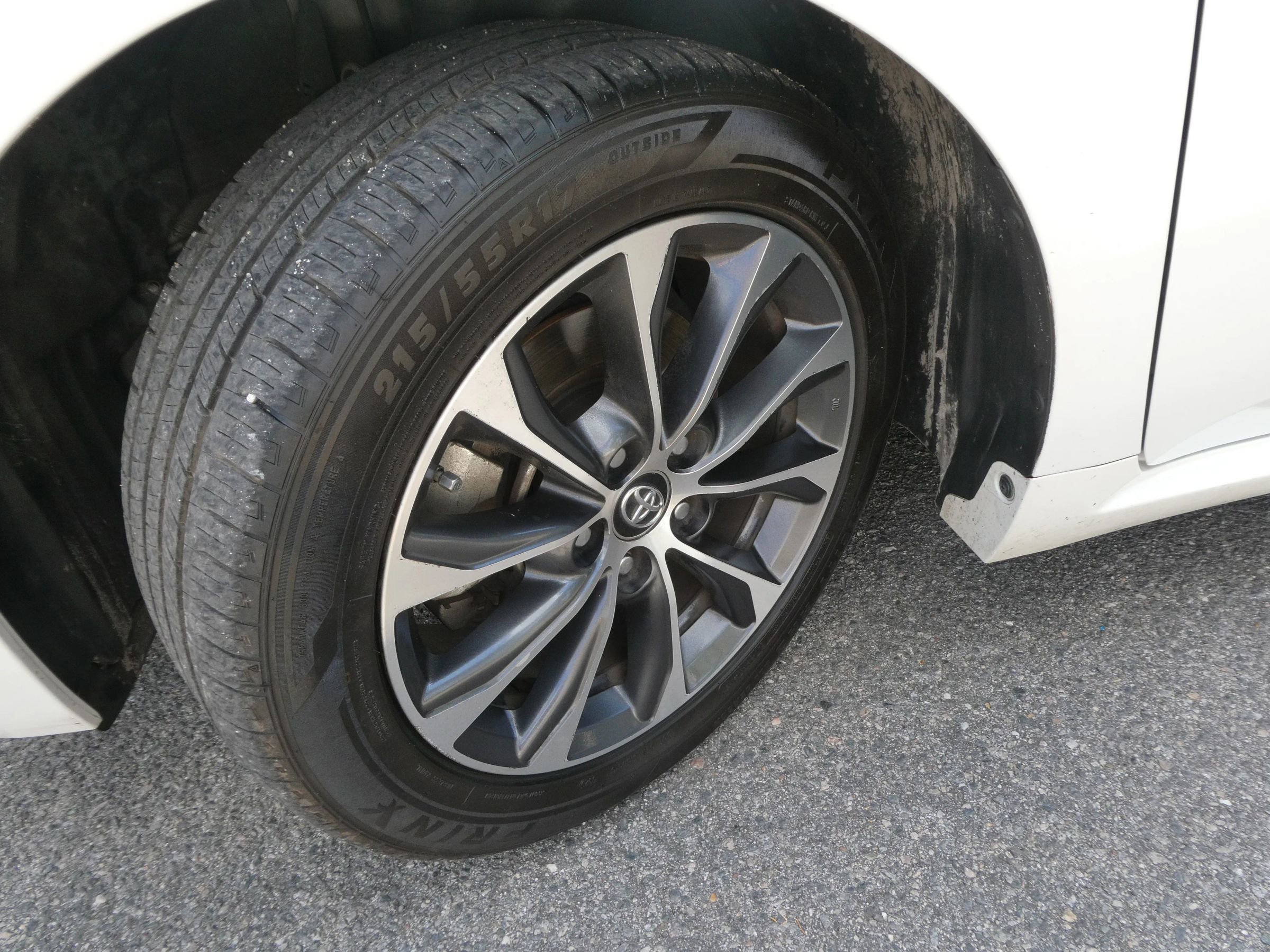 Used 2017 Toyota Avalon XLE Plus image 33