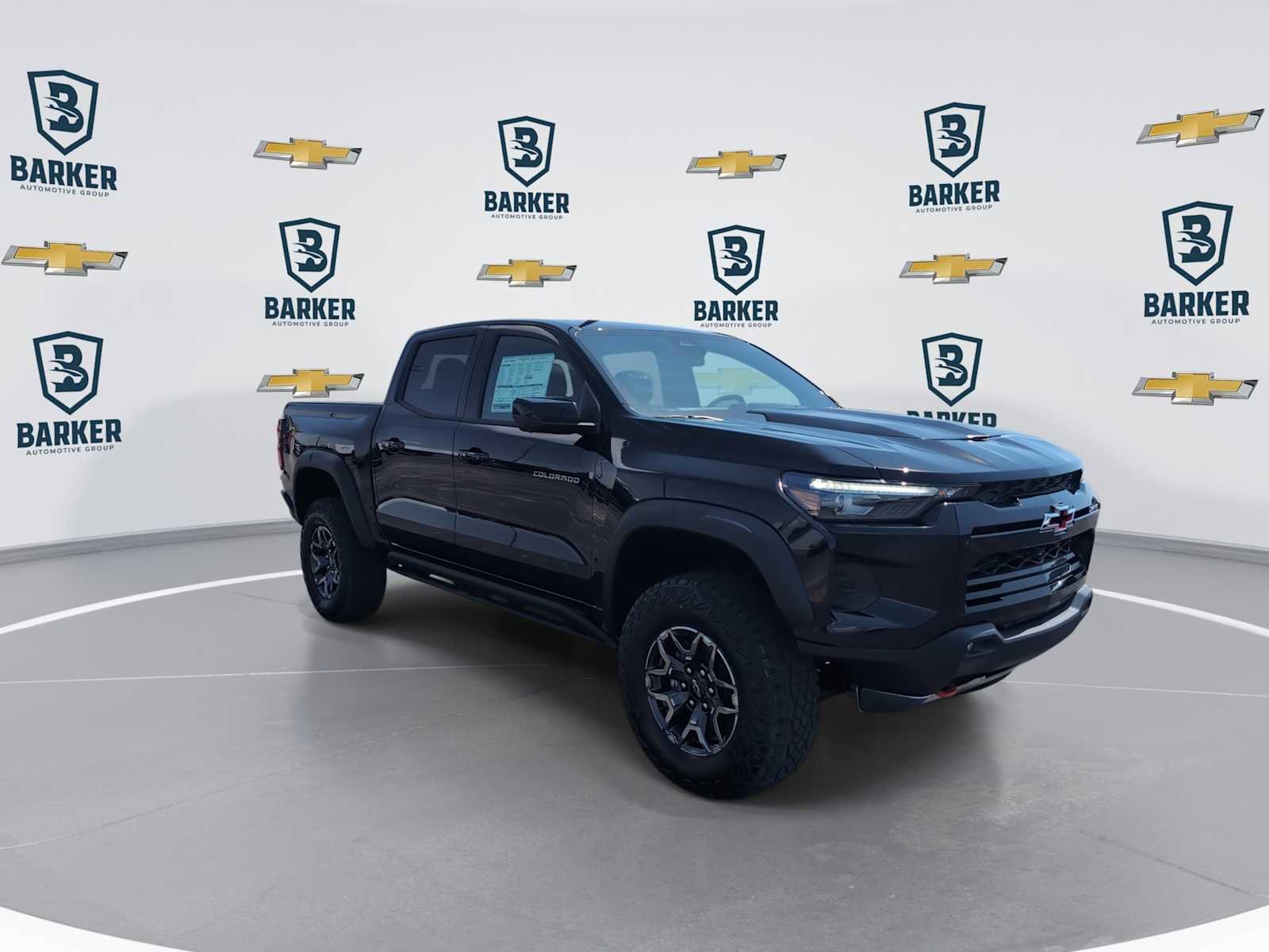 New 2026 Chevrolet Colorado ZR2 w/ Technology Package AWD/4WD image 2