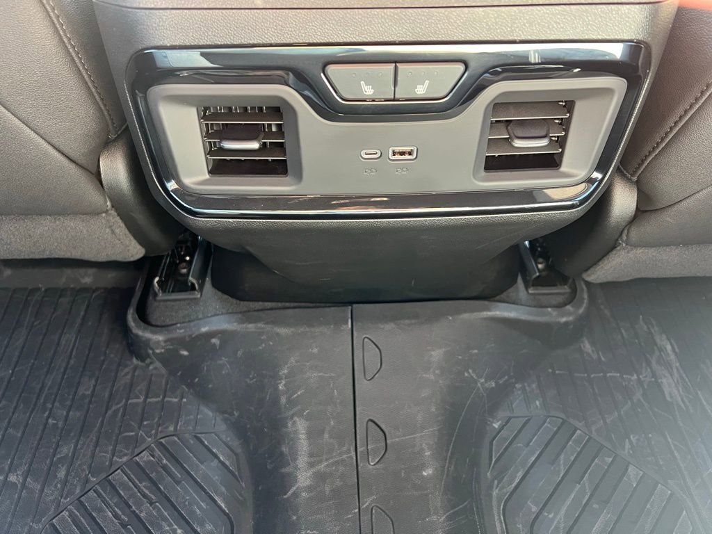 Used 2025 GMC Sierra 3500 AT4 w/ AT4 Premium Plus Package image 25