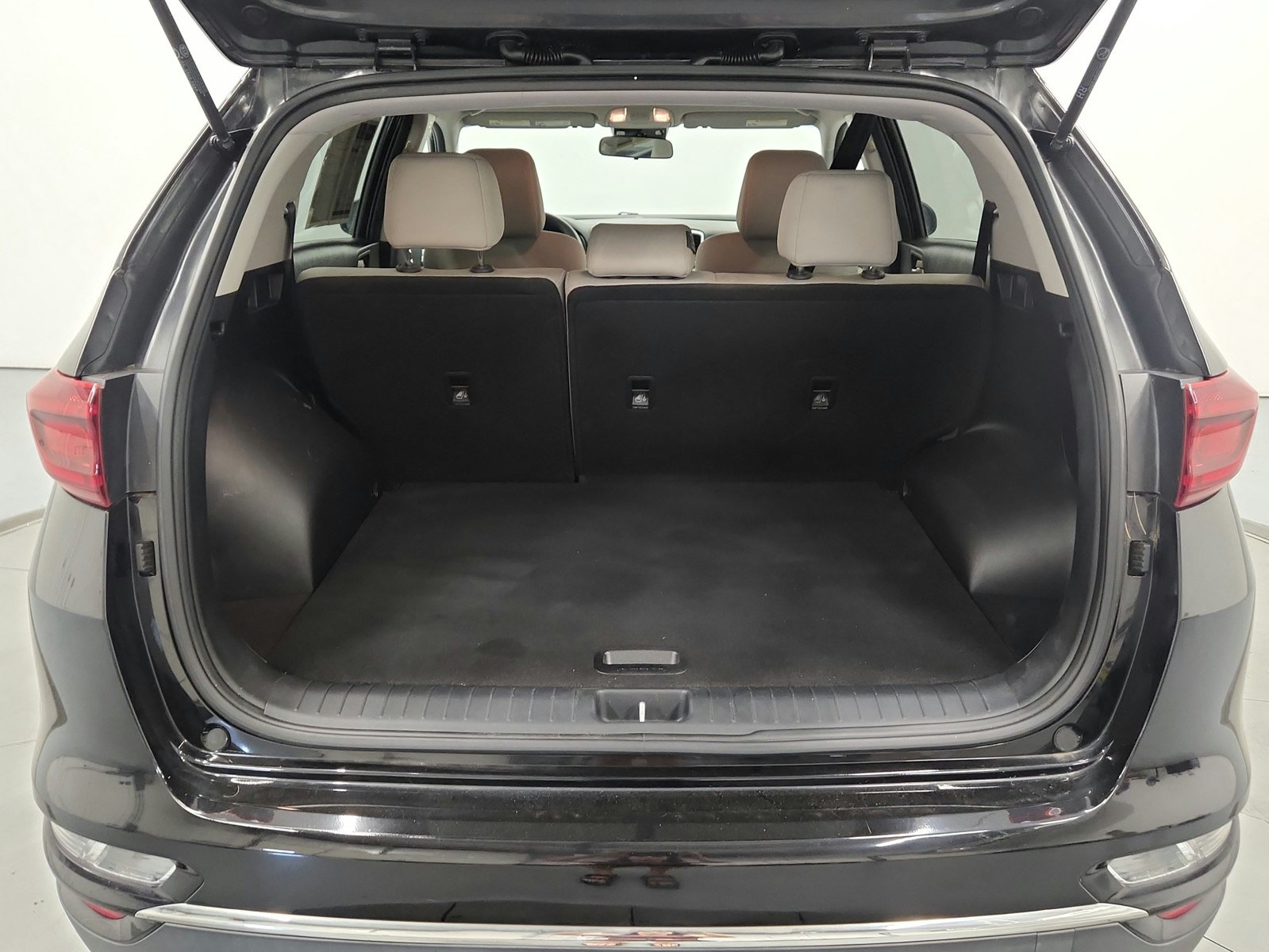 Used 2020 Kia Sportage LX FWD image 29