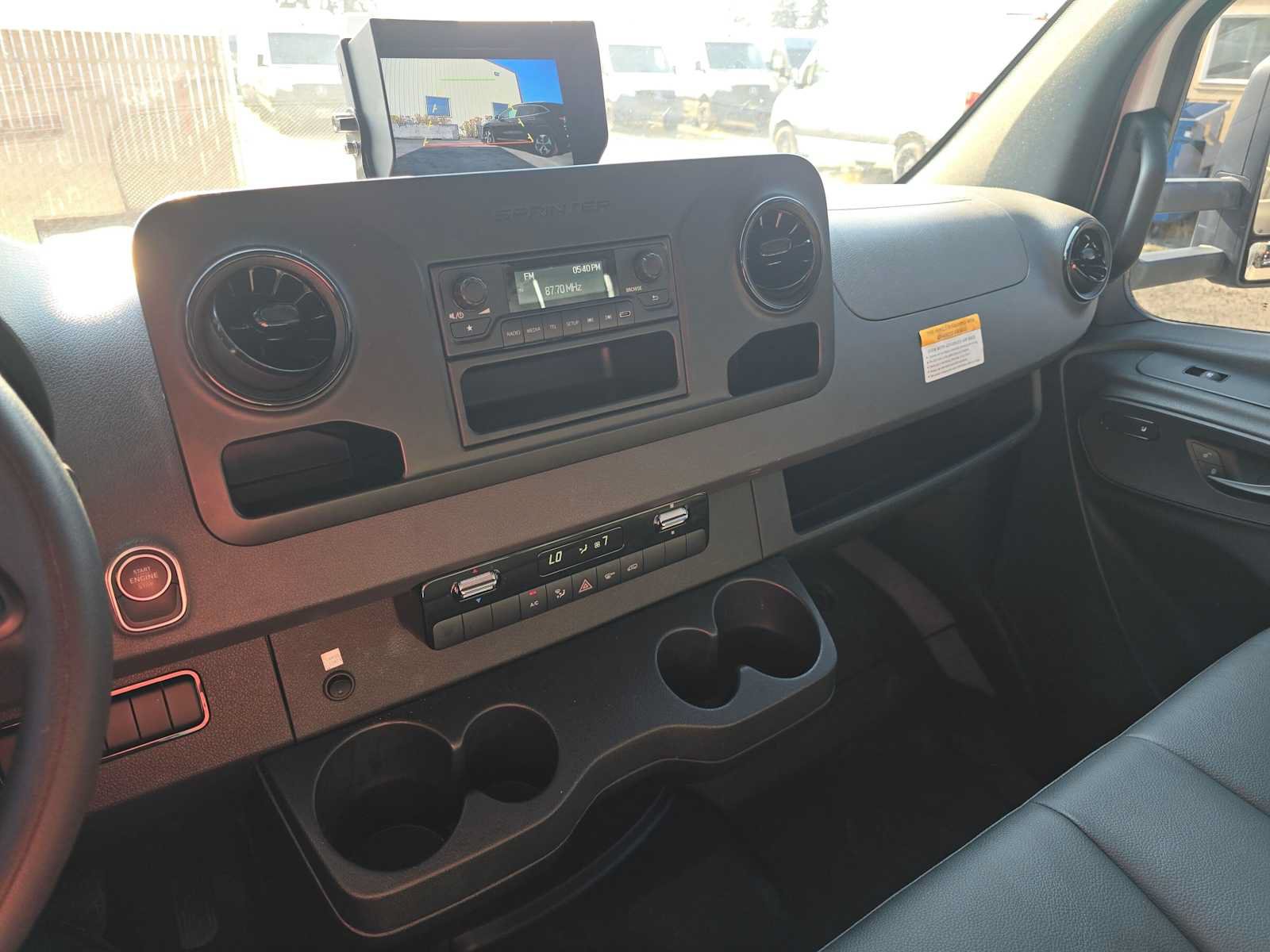 Used 2023 Mercedes-Benz Sprinter 3500 image 31