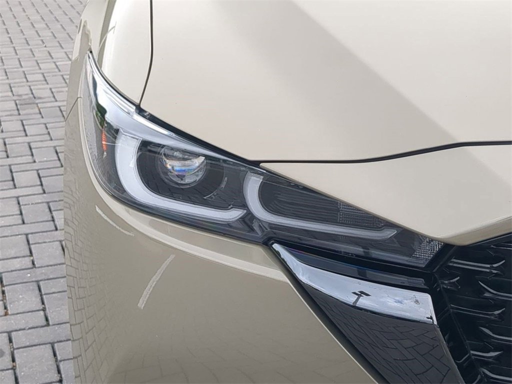 Used 2024 MAZDA CX-5 Carbon Edition image 11