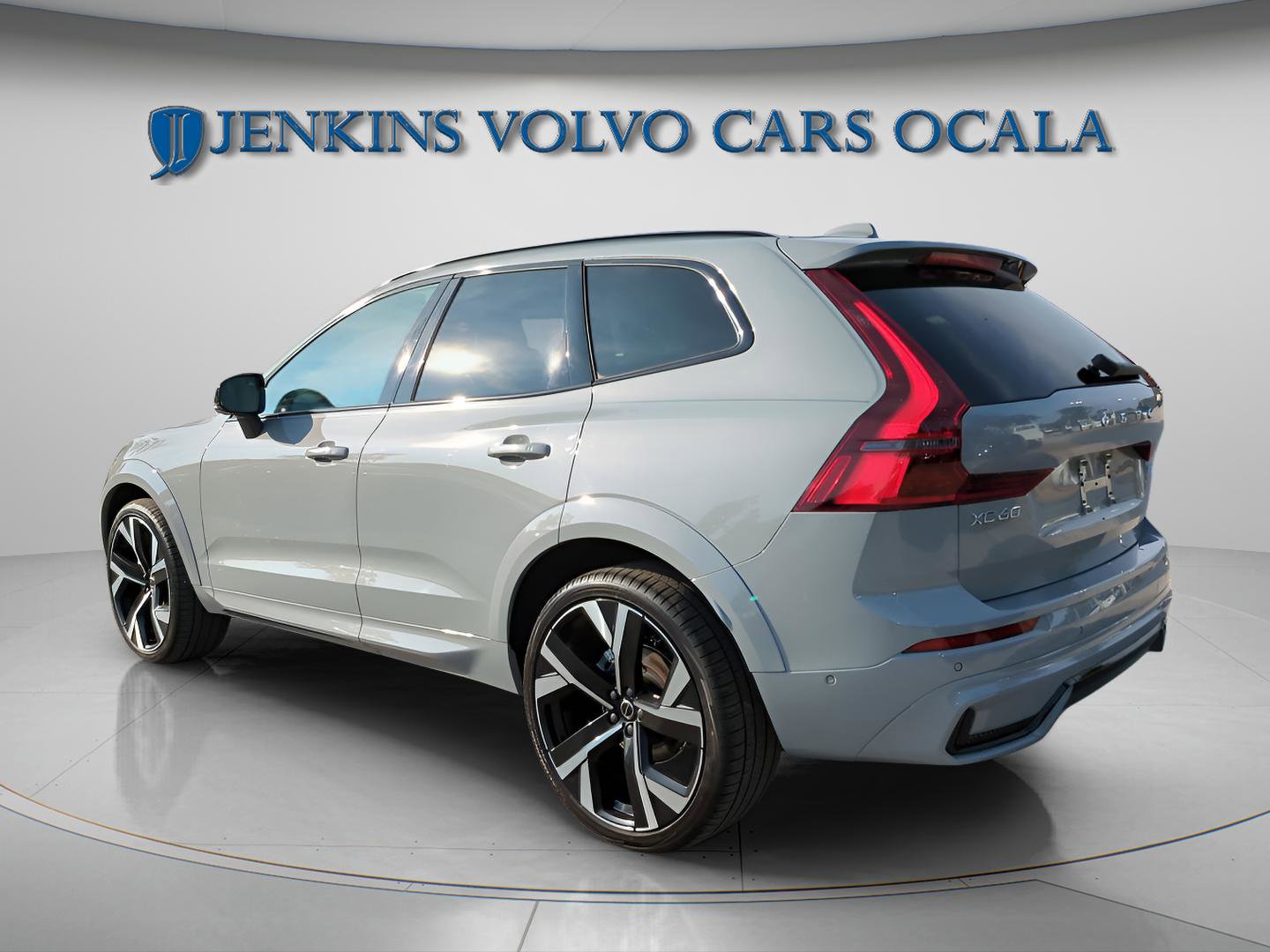 New 2026 Volvo XC60 B5 Ultra w/ Climate Package image 6