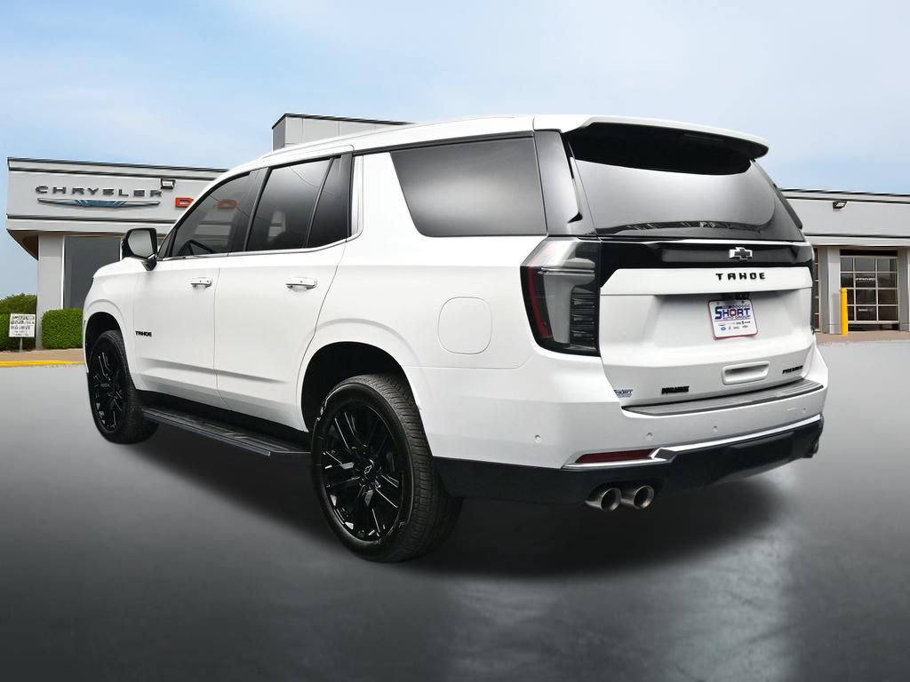 Used 2025 Chevrolet Tahoe Premier AWD/4WD image 3