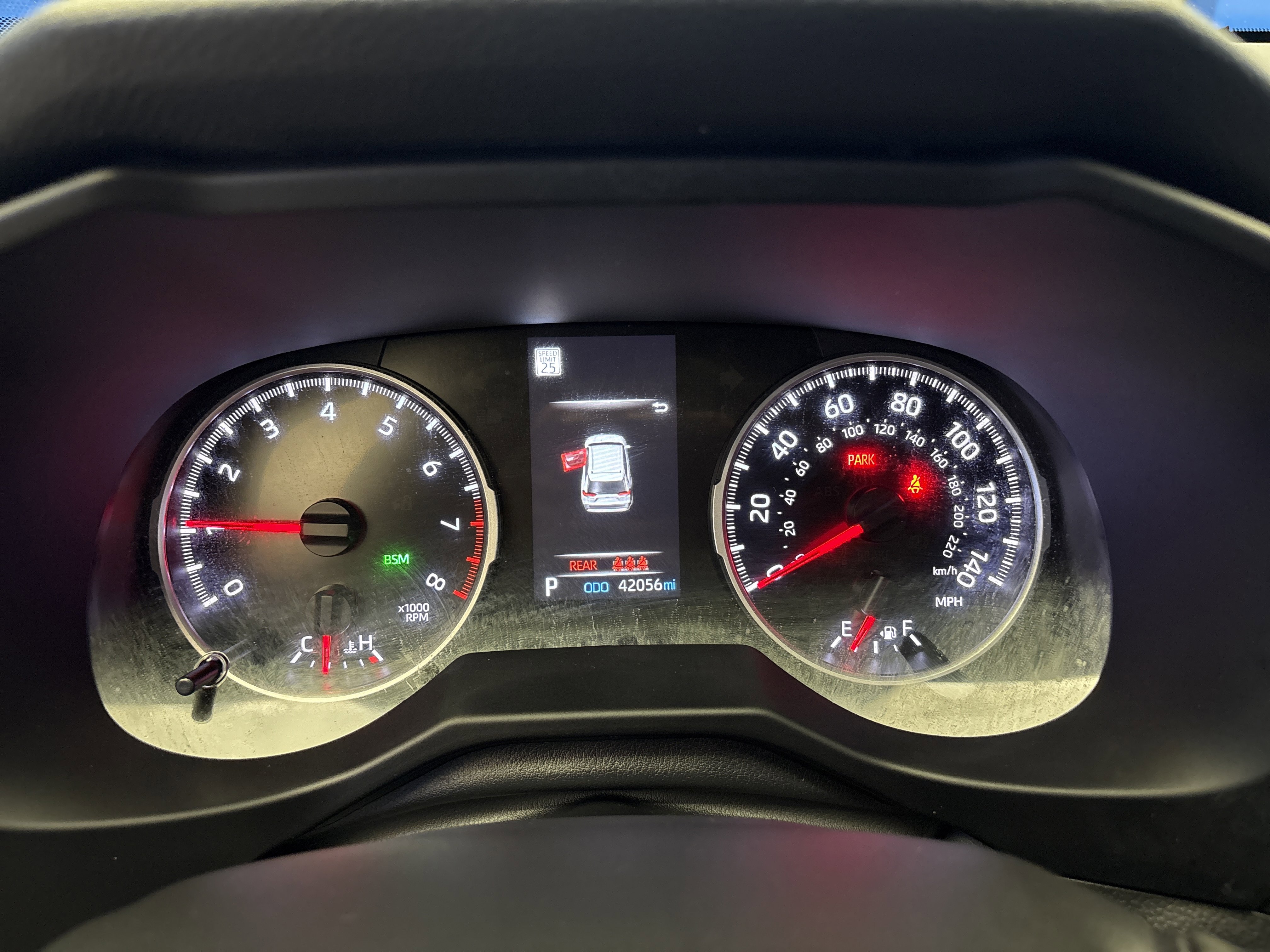 Used 2022 Toyota RAV4 XLE AWD/4WD image 17