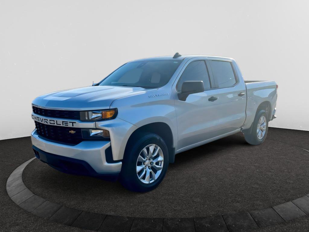Used 2022 Chevrolet Silverado 1500 Custom w/ Safety Confidence Package AWD/4WD image 2