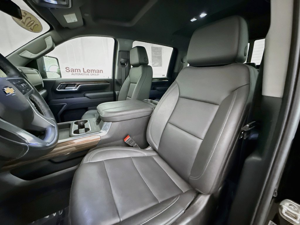 Used 2025 Chevrolet Silverado 3500 LT w/ All Star Edition AWD/4WD image 21