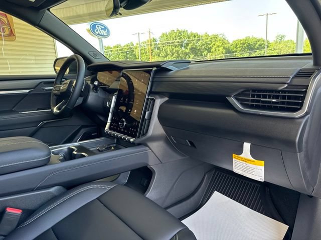 New 2026 GMC Acadia Elevation w/ Elevation Premium Package AWD/4WD image 26