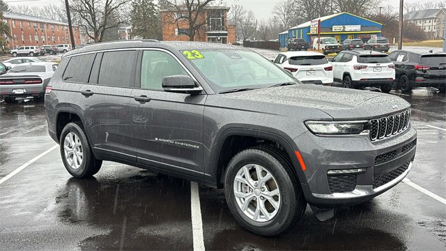 Used 2023 Jeep Grand Cherokee L Limited w/ Luxury Tech Group II image 25