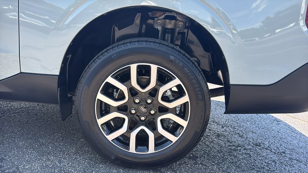 Used 2023 Ford Maverick Lariat w/ Lariat Luxury Package AWD/4WD image 11