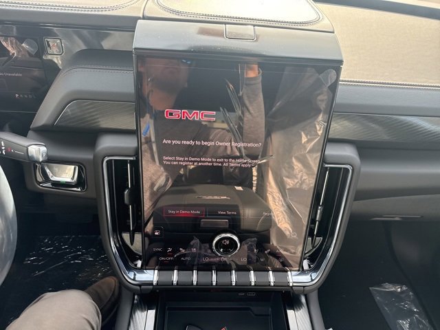 New 2026 GMC Yukon AT4 w/ AT4 Premium Package image 22