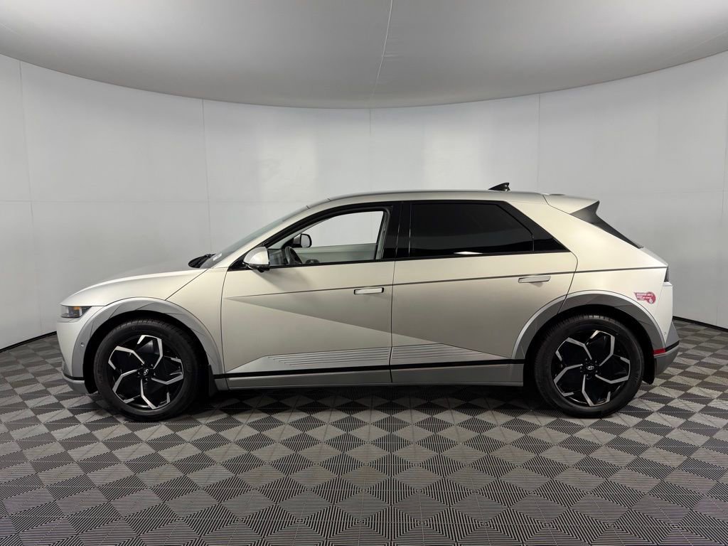 Used 2023 Hyundai Ioniq 5 Limited image 9