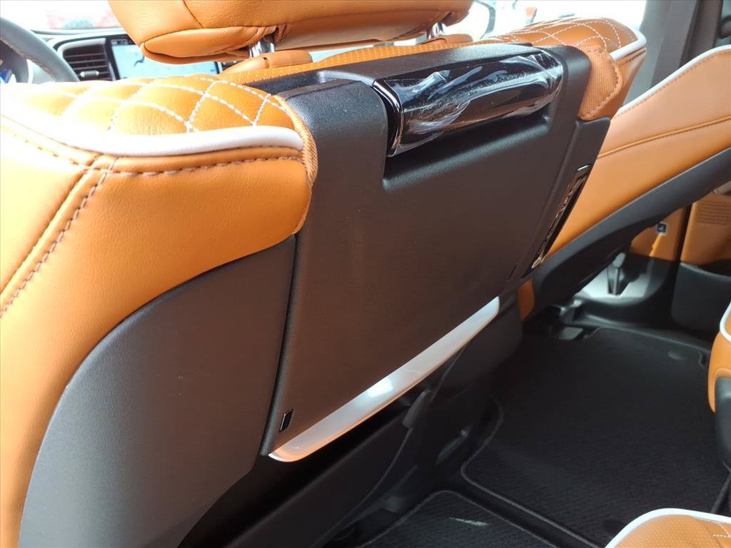 New 2026 Chrysler Pacifica Pinnacle AWD/4WD image 32