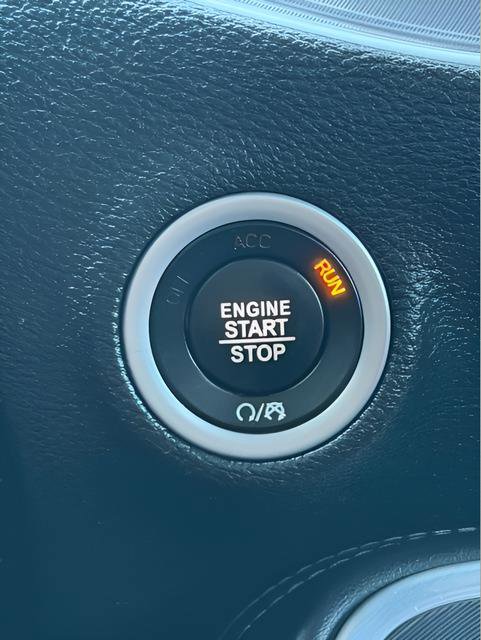 Used 2021 Dodge Challenger SXT image 11