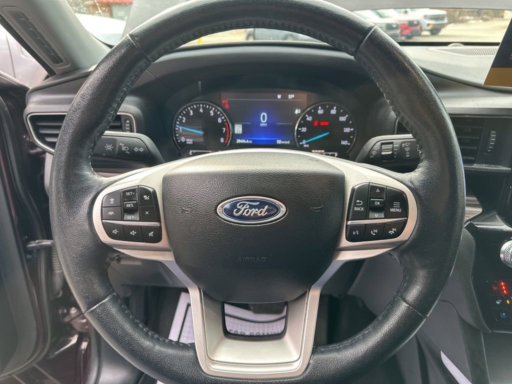 Certified 2023 Ford Explorer Limited w/ Limited Technology Package image 13