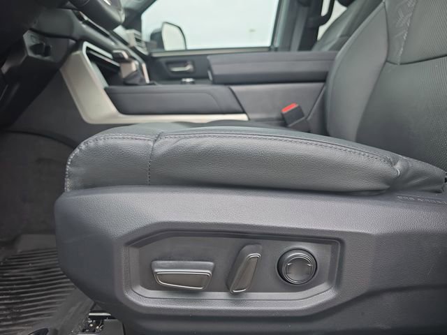Used 2025 Toyota Tundra Limited image 27