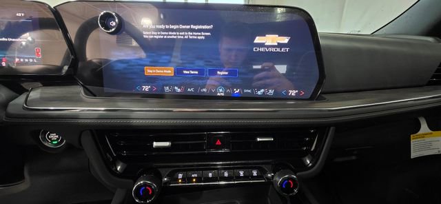 New 2026 Chevrolet Suburban Premier w/ Sun And Tow Package image 19