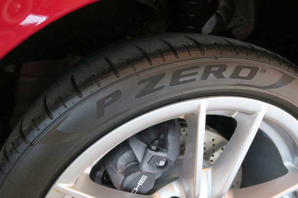 Used 2021 Porsche 911 Carrera 4 image 40