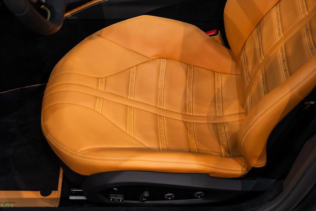 Certified 2022 Ferrari 812 GTS image 24