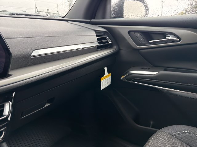 New 2027 Chevrolet Traverse LT w/ Midnight/Sport Edition FWD image 32