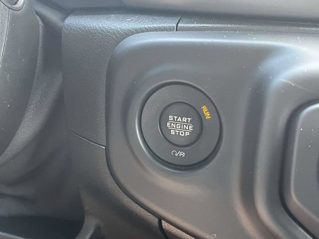 Used 2020 Jeep Gladiator Sport w/ Quick Order Package 24S AWD/4WD image 32