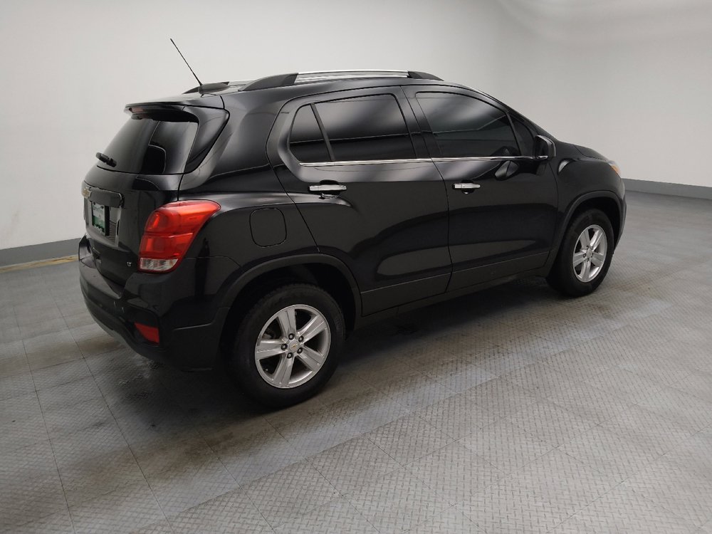 Used 2020 Chevrolet Trax LT w/ LT Convenience Package image 10