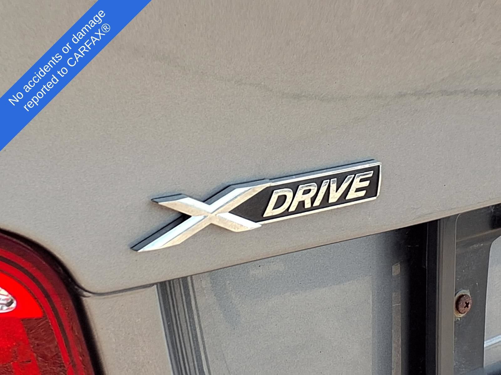 Used 2013 BMW 528i xDrive Sedan AWD/4WD image 11