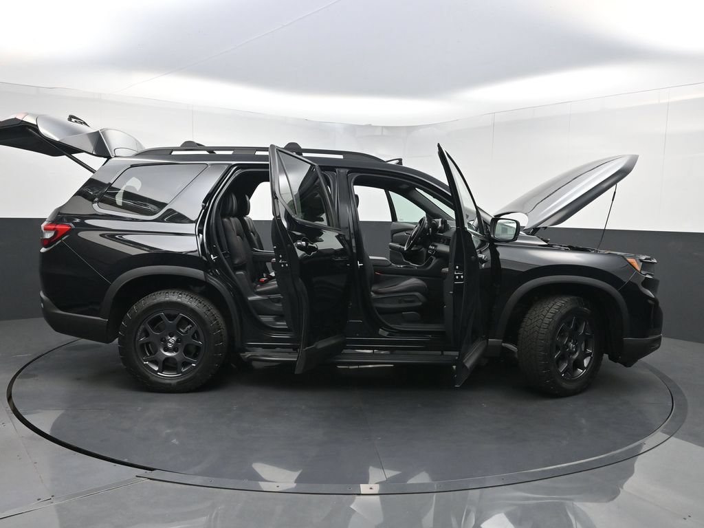 Used 2024 Honda Pilot TrailSport image 36