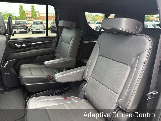 Used 2024 GMC Yukon XL Denali w/ Advanced Technology Package AWD/4WD image 24