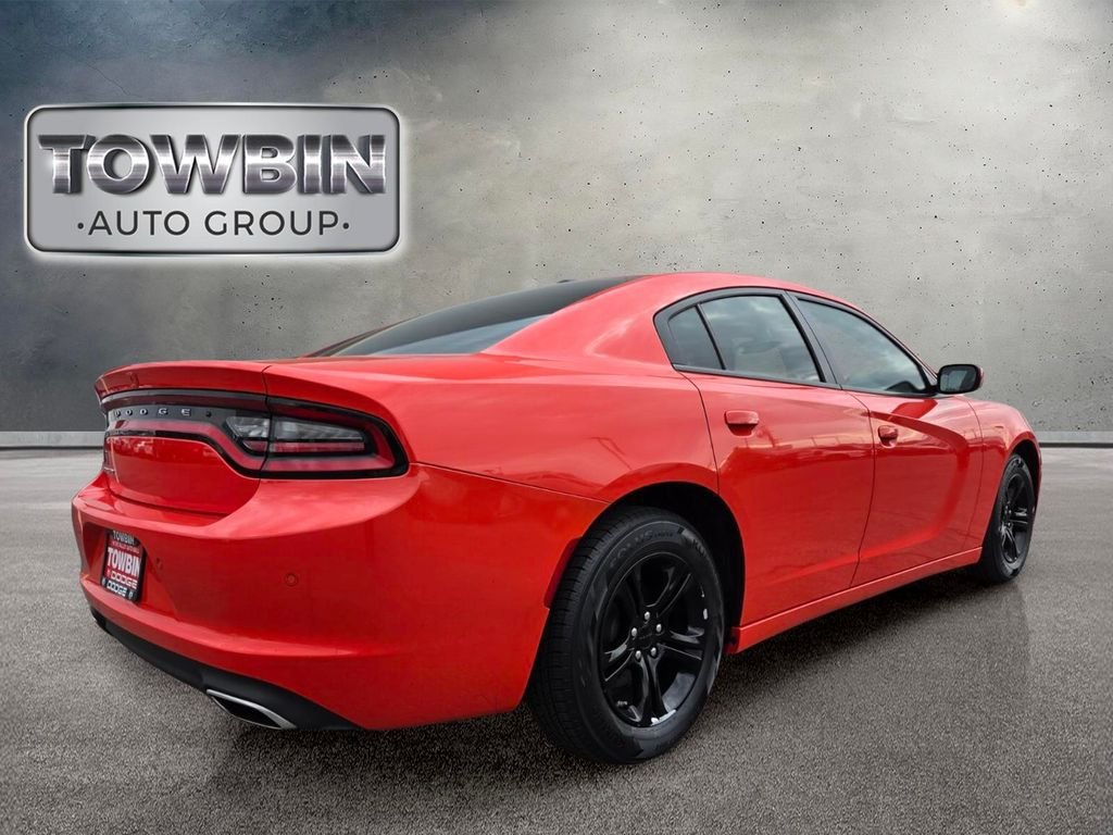 Used 2022 Dodge Charger SXT RWD image 4