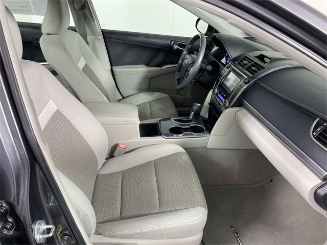Used 2013 Toyota Camry LE image 11