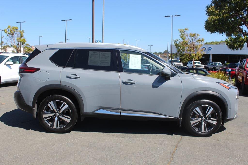 Used 2023 Nissan Rogue Platinum w/ Platinum Premium Package FWD image 6