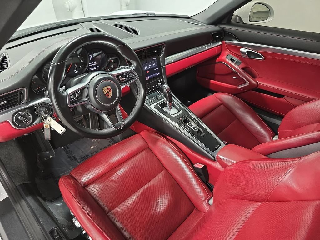 Certified 2019 Porsche 911 Carrera RWD image 4
