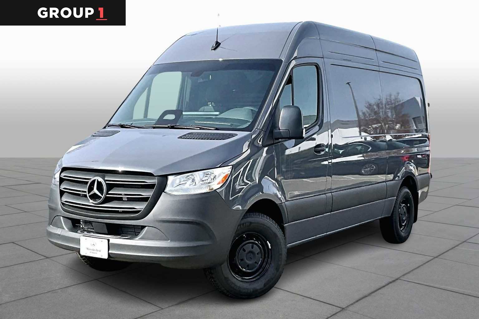 New 2025 Mercedes-Benz Sprinter 2500 image 1