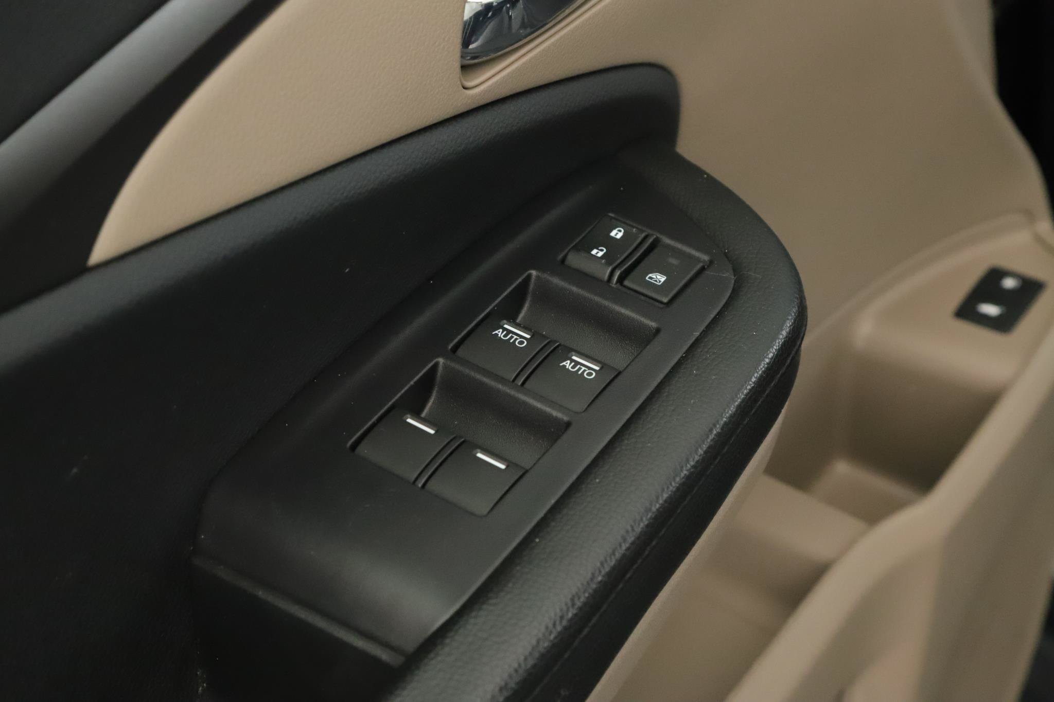 Used 2019 Honda Pilot EX-L image 8
