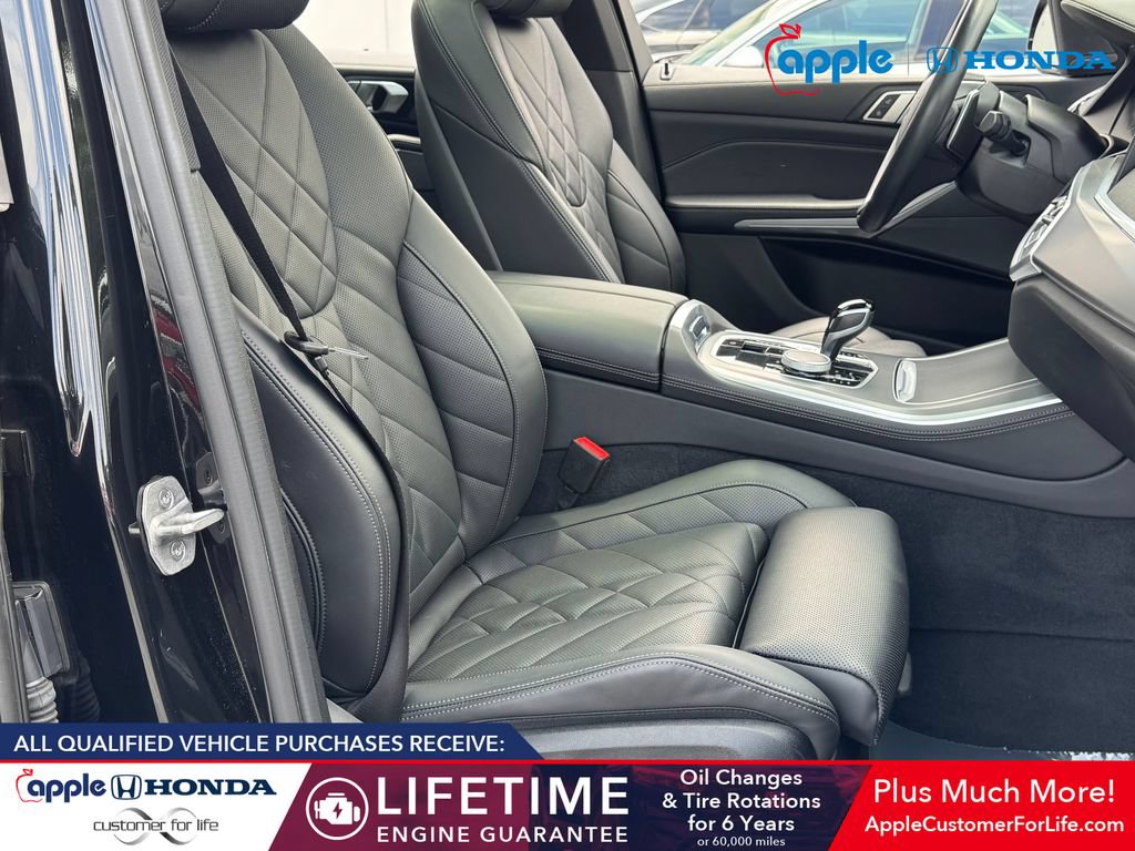 Used 2023 BMW X5 xDrive40i w/ Premium Package AWD/4WD image 22