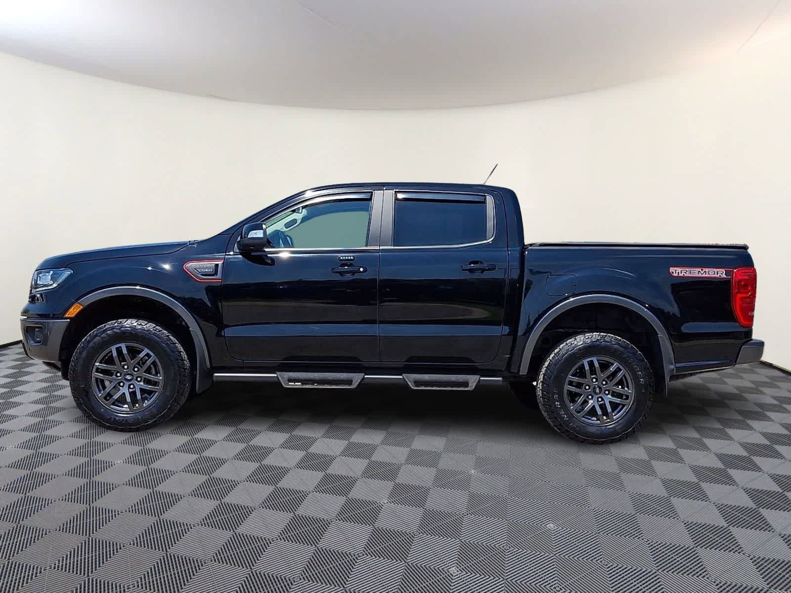 Used 2023 Ford Ranger Lariat w/ Tremor Off-Road Package AWD/4WD image 8