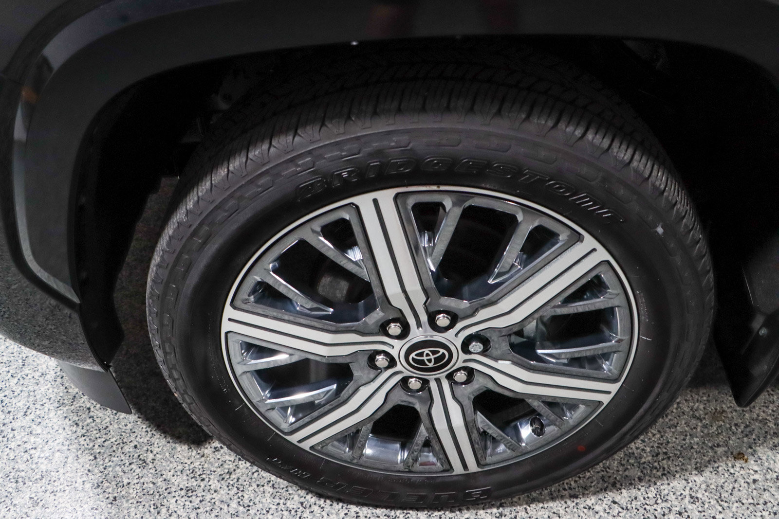 Used 2024 Toyota Sequoia Capstone image 11