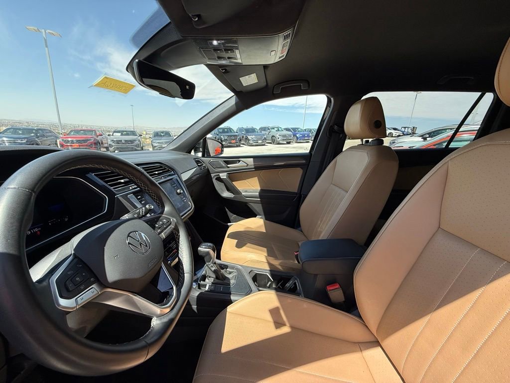 Used 2023 Volkswagen Tiguan SE FWD image 14