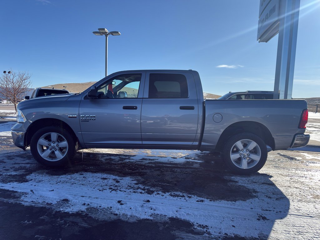 Used 2023 RAM 1500 Classic SLT AWD/4WD image 8