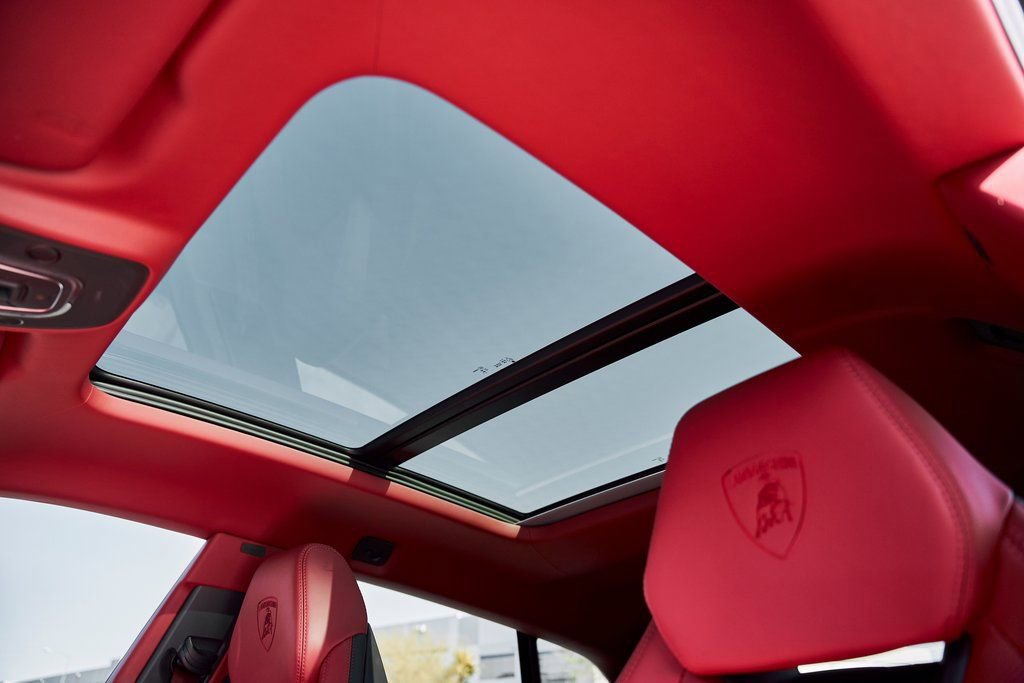 Used 2024 Lamborghini Urus S image 53