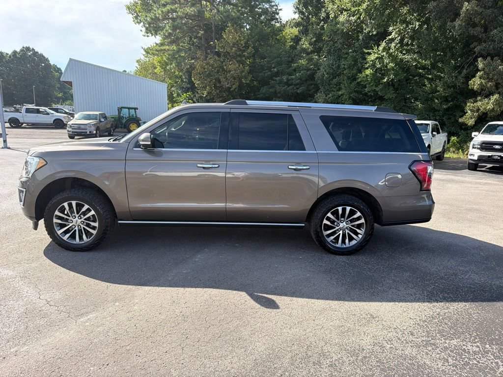 Used 2018 Ford Expedition Max Limited RWD image 6