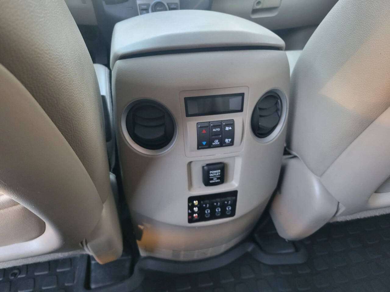 Used 2012 Honda Pilot EX-L image 10