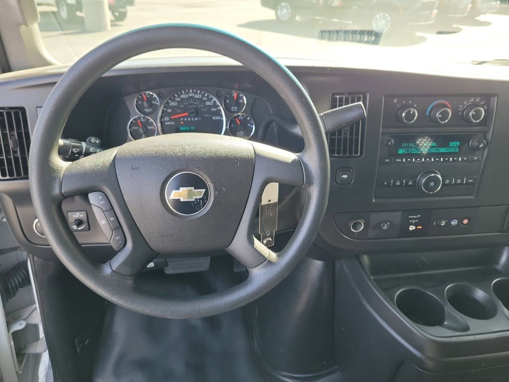 Used 2020 Chevrolet Express 2500 w/ Driver Convenience Package RWD image 4