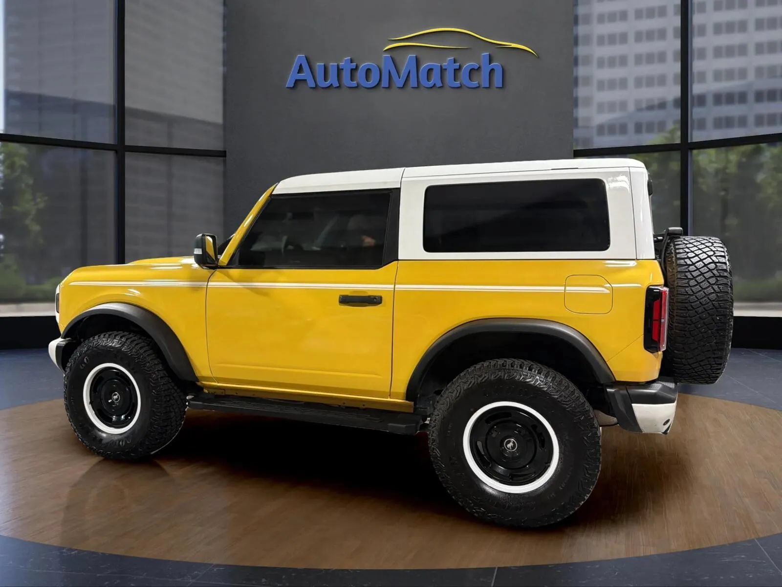 Used 2024 Ford Bronco Heritage Edition AWD/4WD image 8