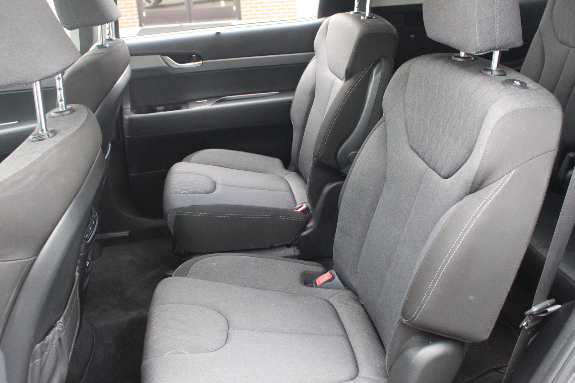 Used 2022 Hyundai Palisade SEL w/ Convenience Package FWD image 25