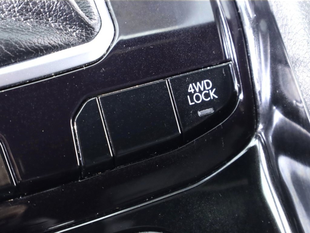 Used 2025 Jeep Compass Latitude w/ Altitude Special Edition AWD/4WD image 31