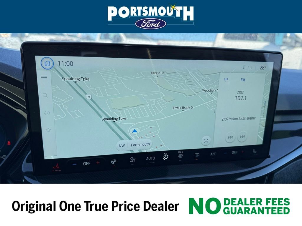 Used 2025 Ford Escape ST-Line Elite w/ Premium Technology Package image 10