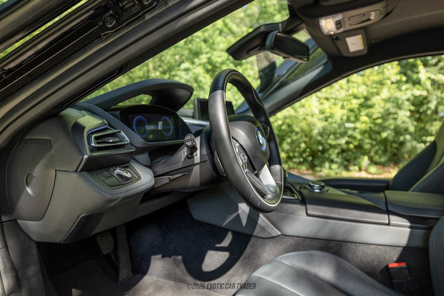 Used 2015 BMW i8 AWD/4WD image 26